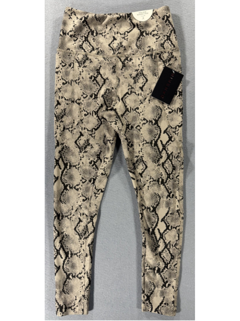 NWT Danskin High Waist Pocket Crop Leggings XS Atmosphere Snake Print Athleisure